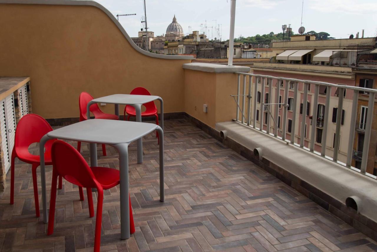 Terrazza Giuliana Rooftop Рим Екстериор снимка